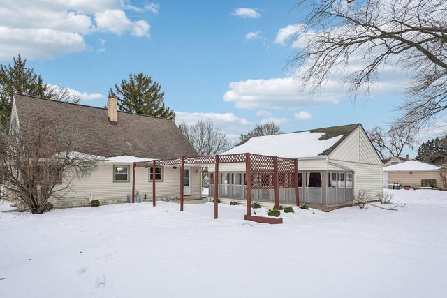 3781 S 68th STREET, Milwaukee, WI 53220