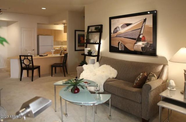 28575 N BLACK CANYON Highway 1S, Phoenix, AZ 85085