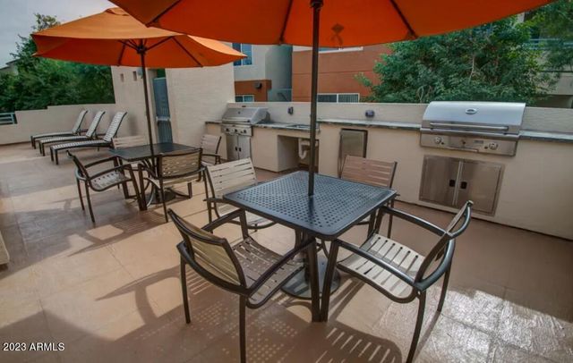28575 N BLACK CANYON Highway 1S, Phoenix, AZ 85085