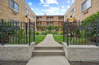1933 Harrison Street 3B, Evanston, IL 60201