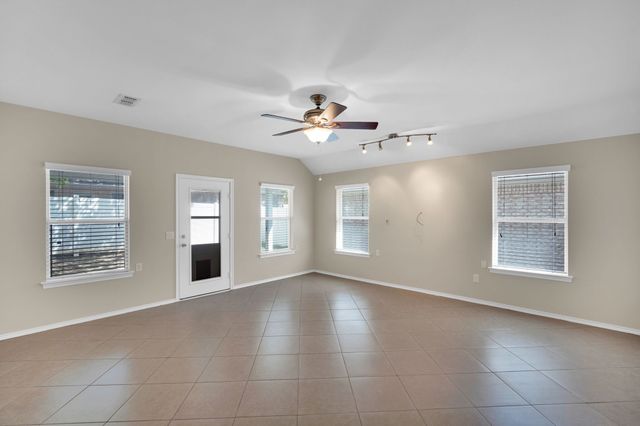 110 Enchanted Court, Red Oak, TX 75154