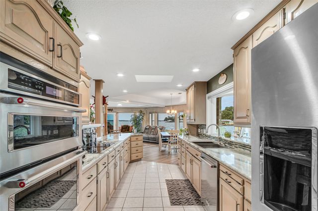 258 Lakeview Drive, Trinidad, TX 75163