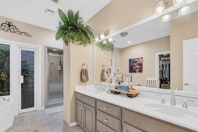 258 Lakeview Drive, Trinidad, TX 75163