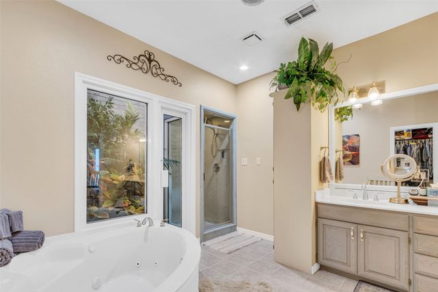 258 Lakeview Drive, Trinidad, TX 75163