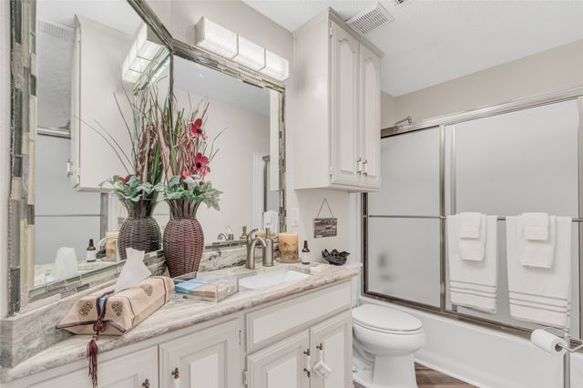 258 Lakeview Drive, Trinidad, TX 75163