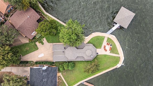 258 Lakeview Drive, Trinidad, TX 75163