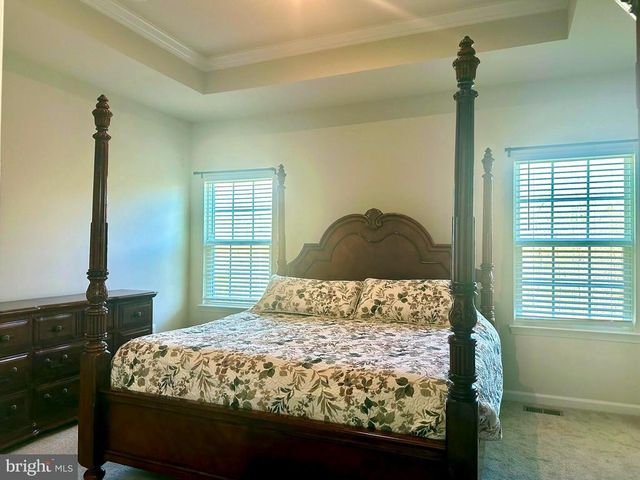 9227 SPLIT OAK DR, Fredericksburg, VA 22407