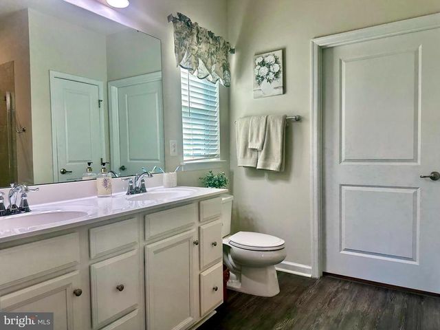 9227 SPLIT OAK DR, Fredericksburg, VA 22407