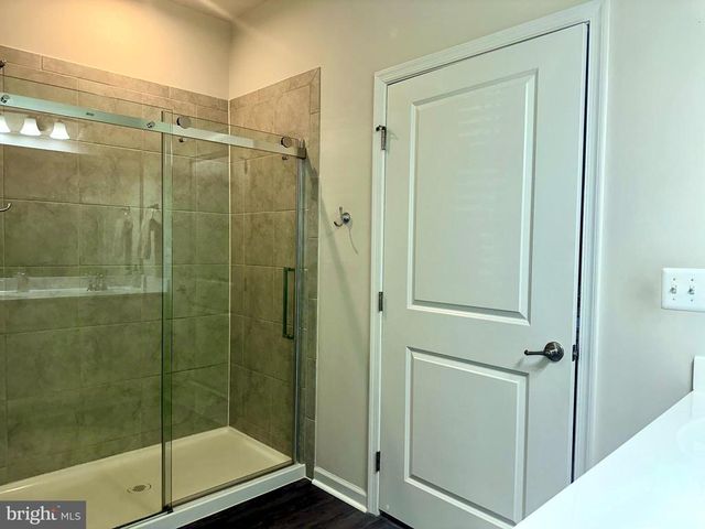 9227 SPLIT OAK DR, Fredericksburg, VA 22407