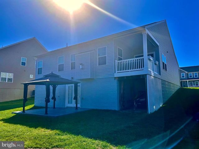 9227 SPLIT OAK DR, Fredericksburg, VA 22407