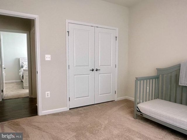 9227 SPLIT OAK DR, Fredericksburg, VA 22407