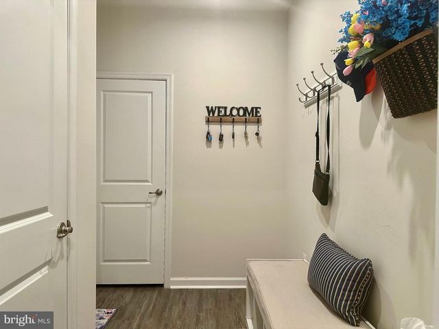 9227 SPLIT OAK DR, Fredericksburg, VA 22407