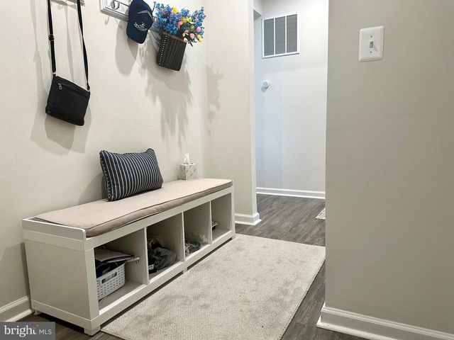 9227 SPLIT OAK DR, Fredericksburg, VA 22407