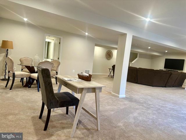 9227 SPLIT OAK DR, Fredericksburg, VA 22407