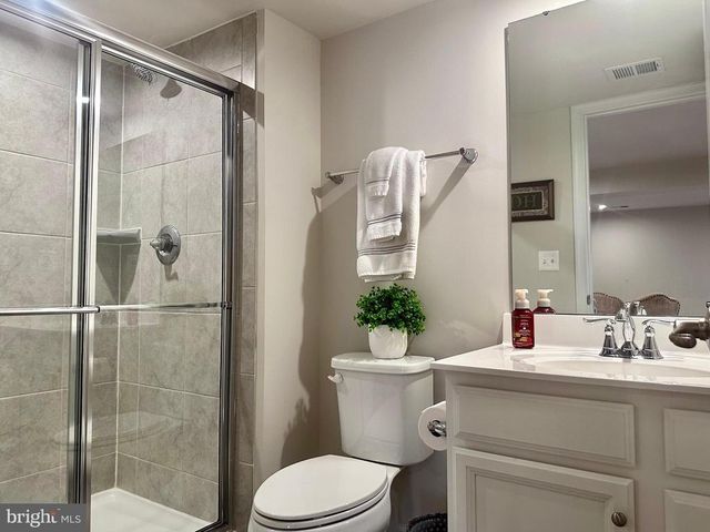 9227 SPLIT OAK DR, Fredericksburg, VA 22407