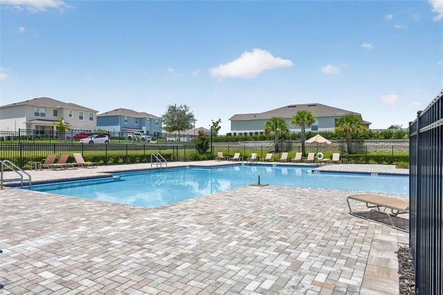 5264 GREENHEART AVENUE, Mount Dora, FL 32757