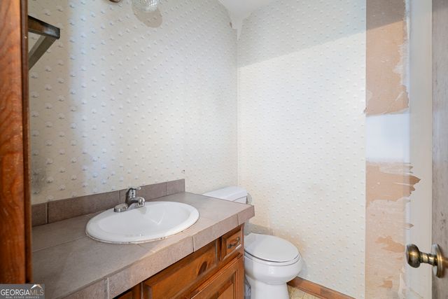 6584 River Glen Drive, Riverdale, GA 30296