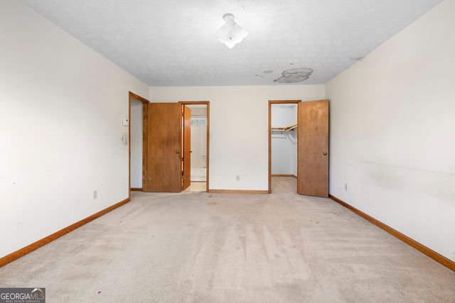 6584 River Glen Drive, Riverdale, GA 30296