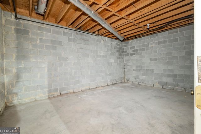 6584 River Glen Drive, Riverdale, GA 30296