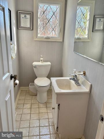 145 HIDDEN HILLS RD, Media, PA 19063