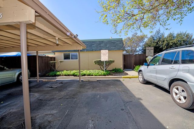 27785 Hummingbird Court, Hayward, CA 94545