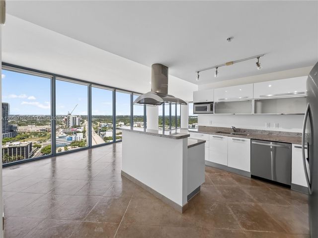 601 NE 36th Street 2401, Miami, FL 33137