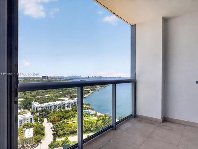 601 NE 36th Street 2401, Miami, FL 33137