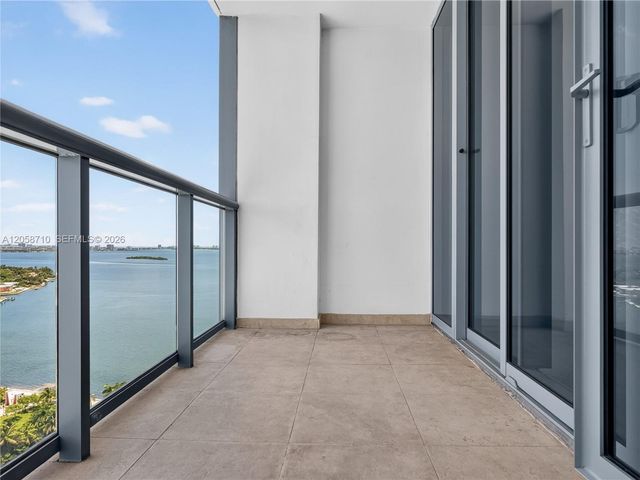 601 NE 36th Street 2401, Miami, FL 33137