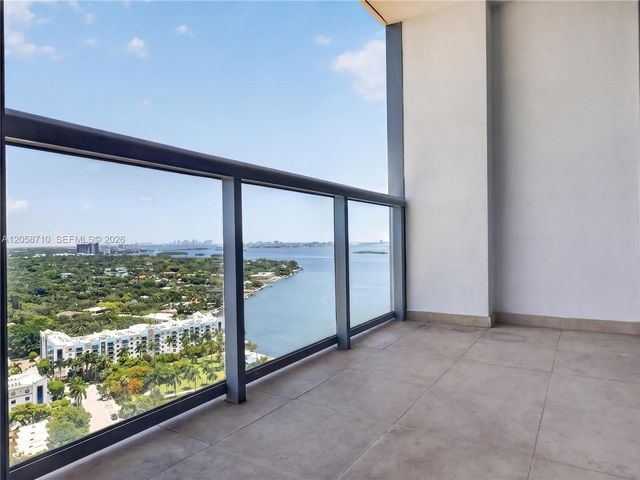 601 NE 36th Street 2401, Miami, FL 33137