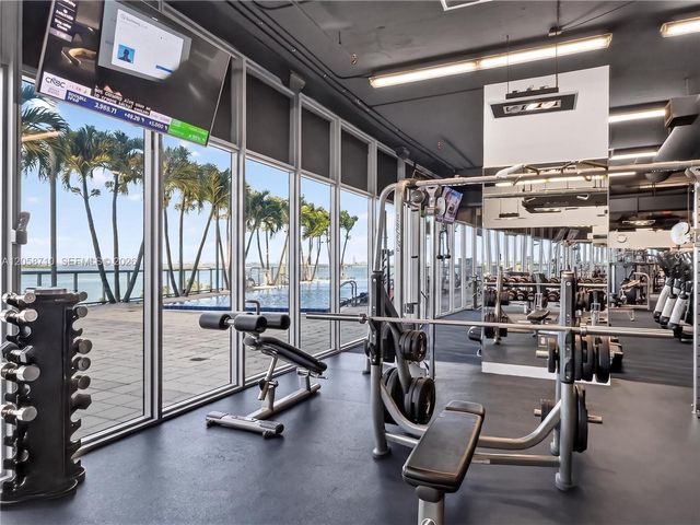 601 NE 36th Street 2401, Miami, FL 33137