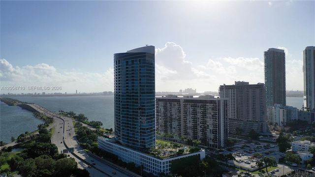 601 NE 36th Street 2401, Miami, FL 33137