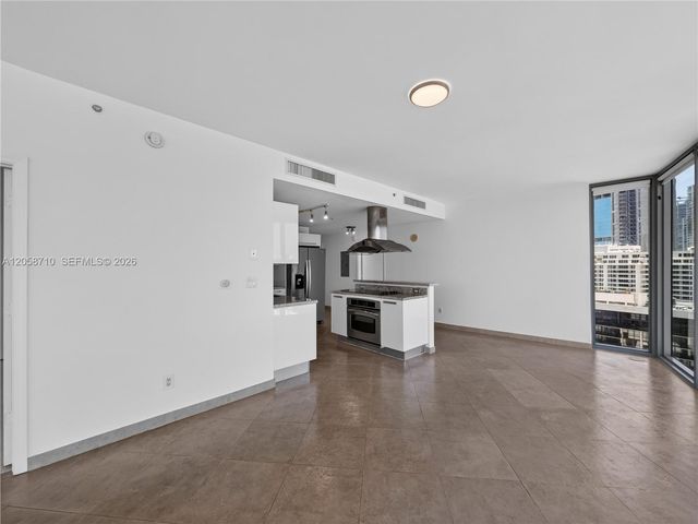 601 NE 36th Street 2401, Miami, FL 33137