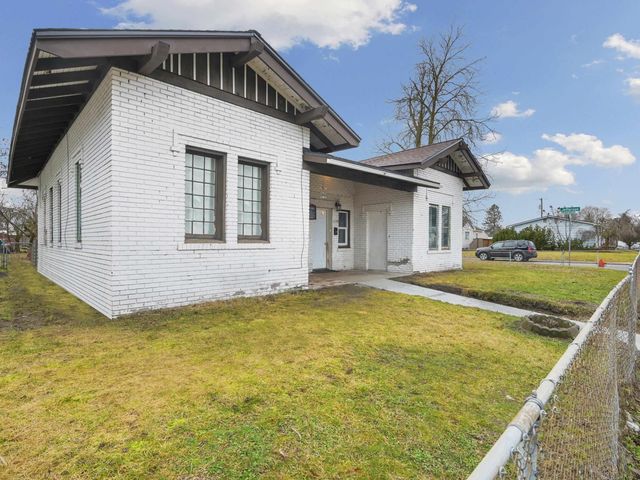 1123 W Wabash Ave, Spokane, WA 99205