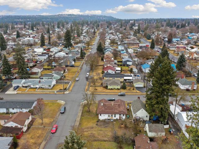 1123 W Wabash Ave, Spokane, WA 99205
