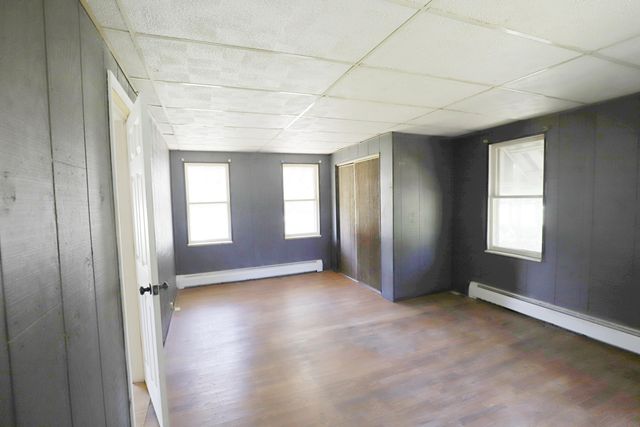 825 E River Road, Flushing, MI 48433