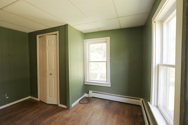 825 E River Road, Flushing, MI 48433