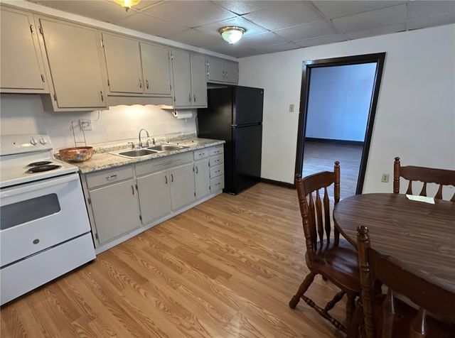 212 5th Street, Avonmore, PA 15618