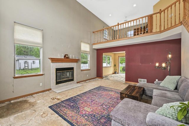 W3764 Deer DRIVE N, Lake Geneva, WI 53147