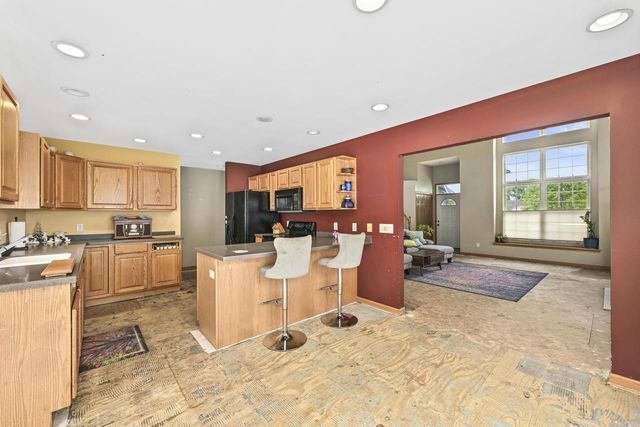 W3764 Deer DRIVE N, Lake Geneva, WI 53147