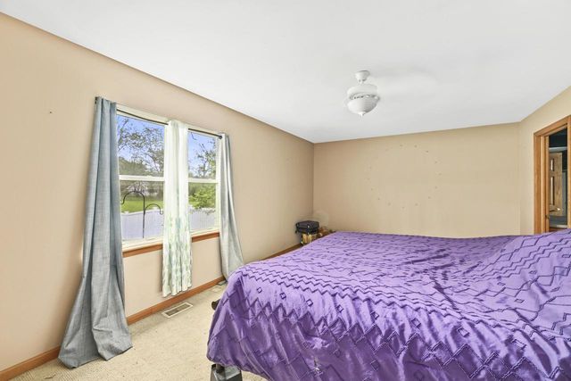 W3764 Deer DRIVE N, Lake Geneva, WI 53147