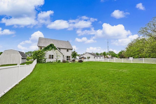 W3764 Deer DRIVE N, Lake Geneva, WI 53147