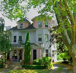 769 E 19th Street, Brooklyn, NY 11230