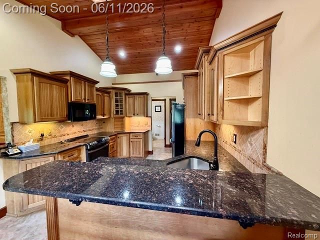 4897 Curtiss Drive, Lapeer, MI 48446