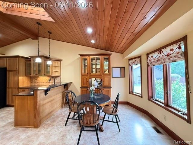 4897 Curtiss Drive, Lapeer, MI 48446