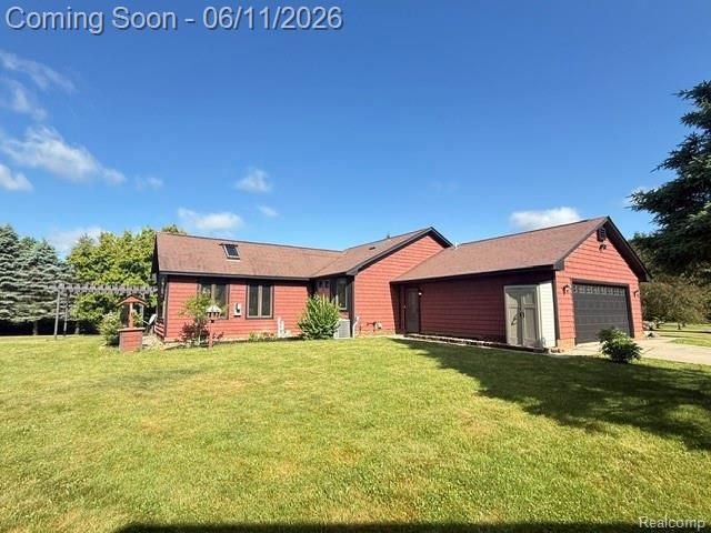 4897 Curtiss Drive, Lapeer, MI 48446