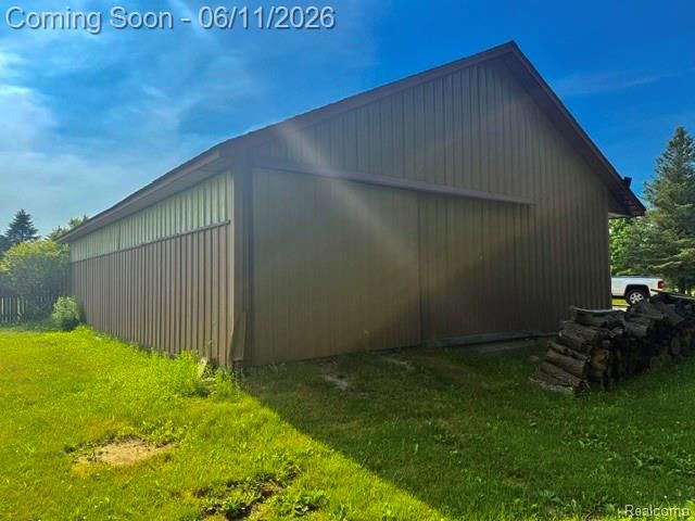 4897 Curtiss Drive, Lapeer, MI 48446