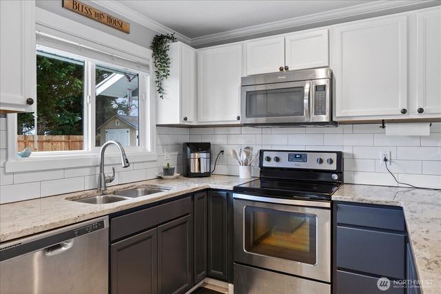 20327 Revilo Drive, Burlington, WA 98233