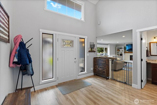 20327 Revilo Drive, Burlington, WA 98233