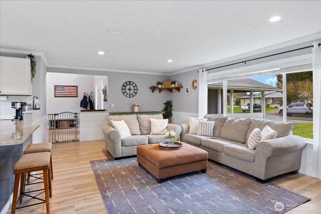 20327 Revilo Drive, Burlington, WA 98233