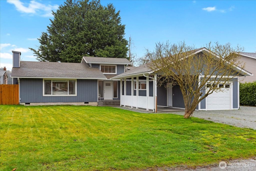 20327 Revilo Drive, Burlington, WA 98233